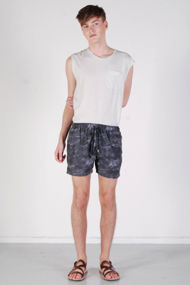 L'Homme Rouge: Ocean Shorts Lava