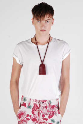 Cheap Monday: Key Chain Necklace Wine