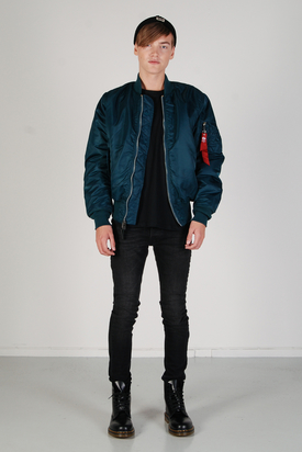 Alpha Industries: MA-1 Bomber Jacket