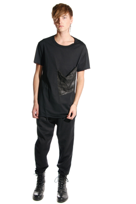 Odeur: Dark Pocket T-shirt