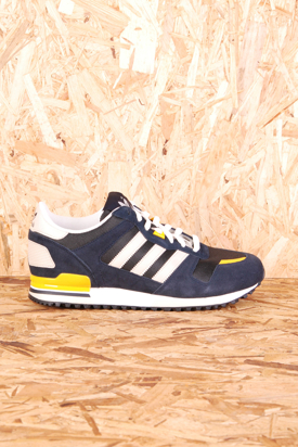 Adidas: ZX 700 Legink Bliss Black