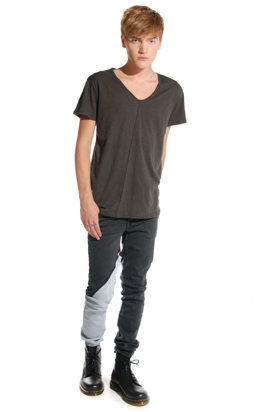 Cheap Monday: Zahl Tee