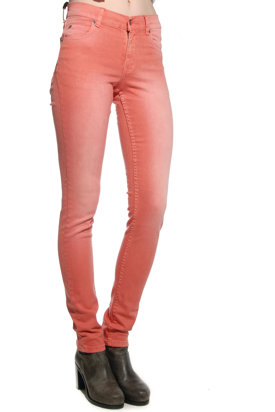 Cheap Monday: Tight Washed Red