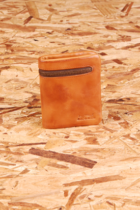 Nic & Mel: Marlon Wallet Cognac