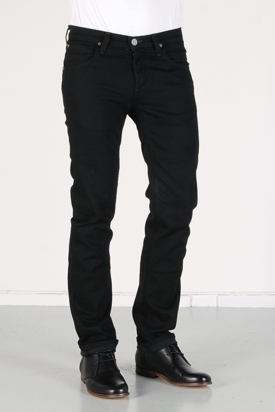 Lee: Daren Clean Black