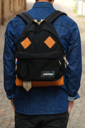 Eastpak: Padded Pak'r Returnity Black