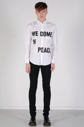 Cheap Monday: Loose Pocket Shirt We Come In Peace