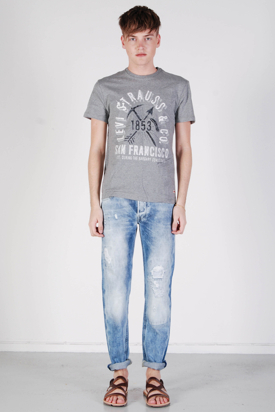 Levis: Standard Graphic Crew Good/Better Tee