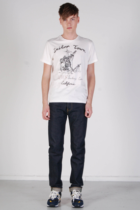 Levis: Standard Graphic Crew Barbary Coast Tee