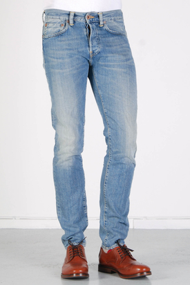 Edwin: ED-80 Slim Blue Bronco Light Wash