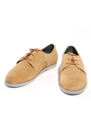 Gram: 380g Sand Suede Sko