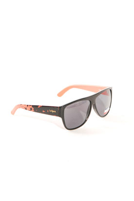 Le Specs: Nu-Ro Scenester