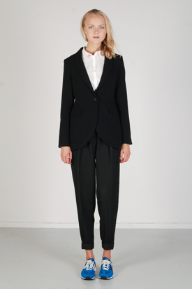 S'nob: Bimle Black Blazer